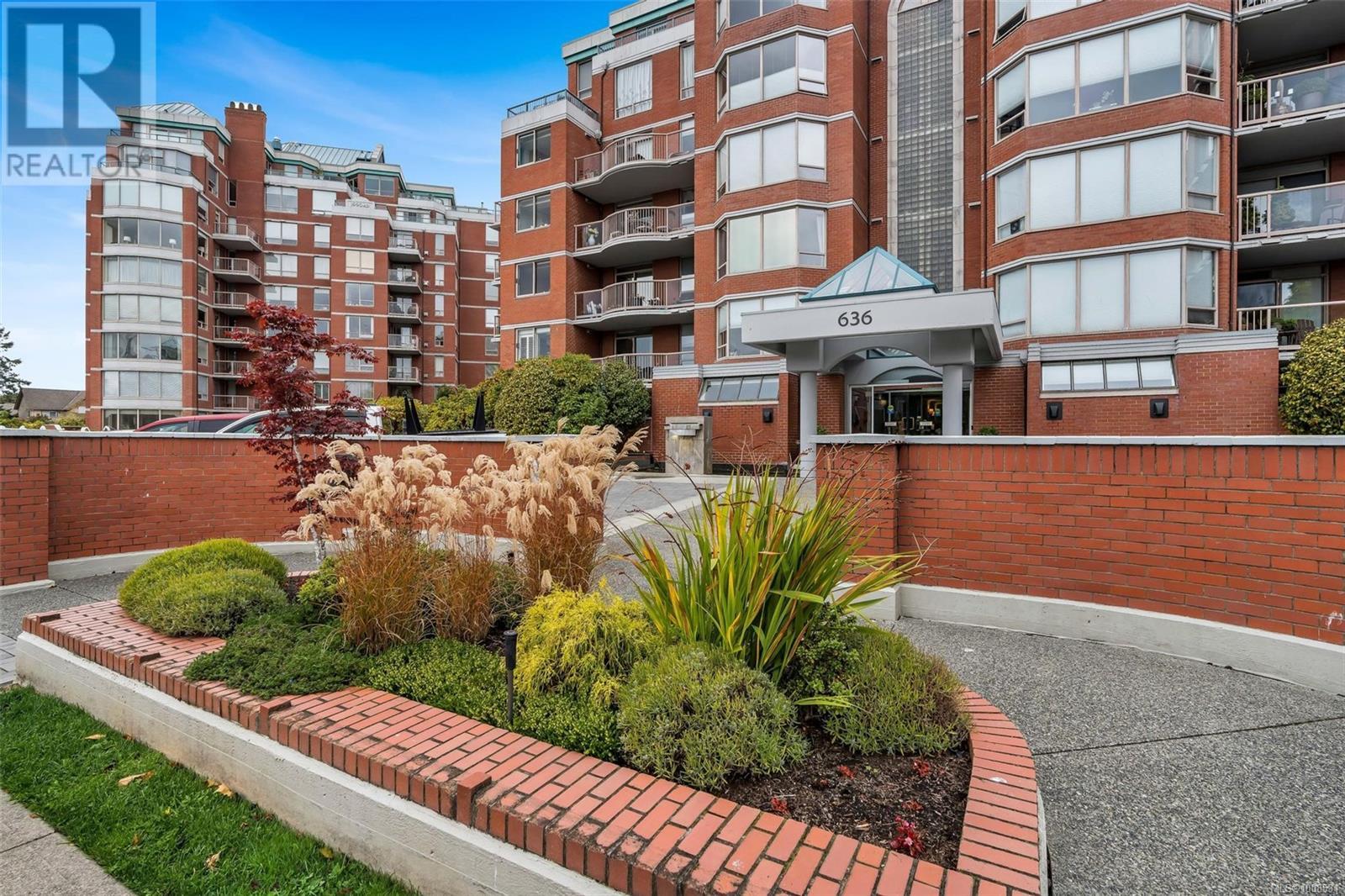 Photo 76 of 105 636 Montreal St, Victoria BC