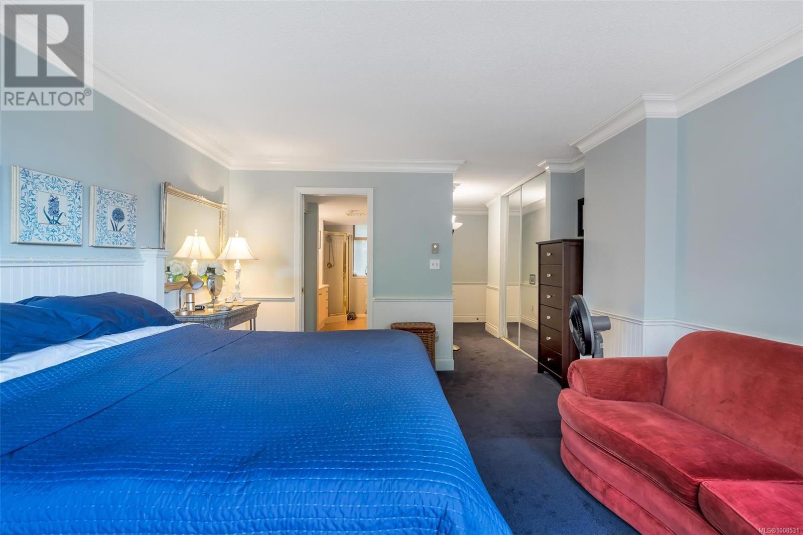 Photo 21 of 105 636 Montreal St, Victoria BC