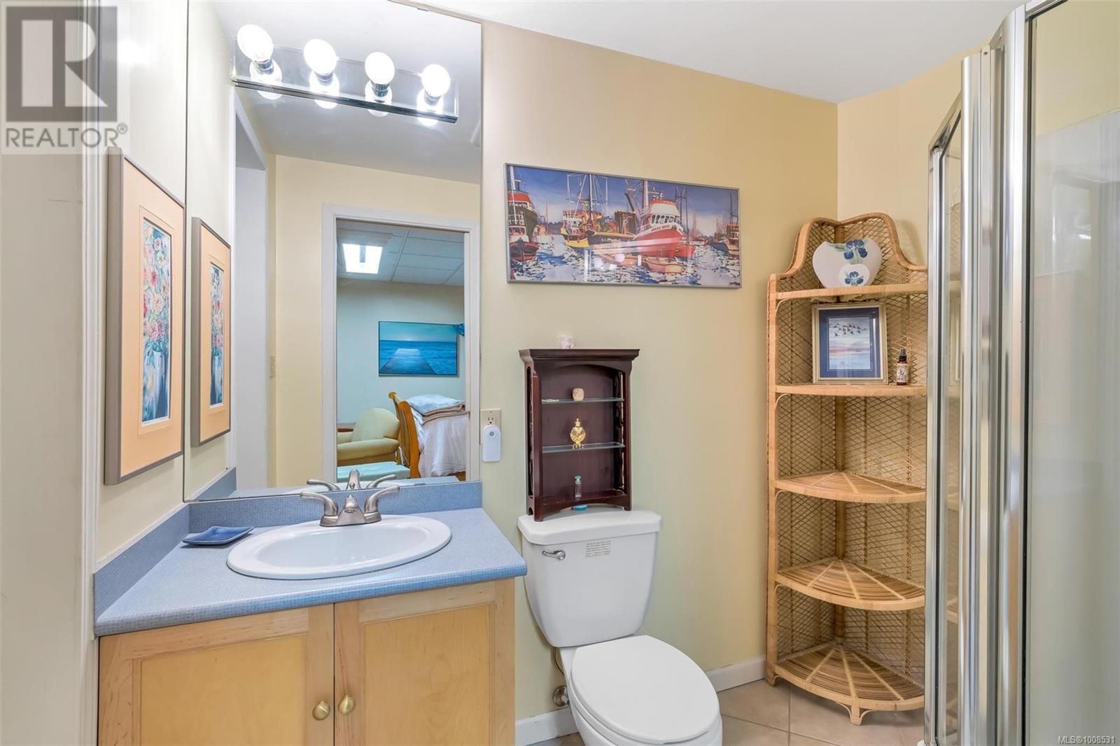 Photo 22 of 105 636 Montreal St, Victoria BC