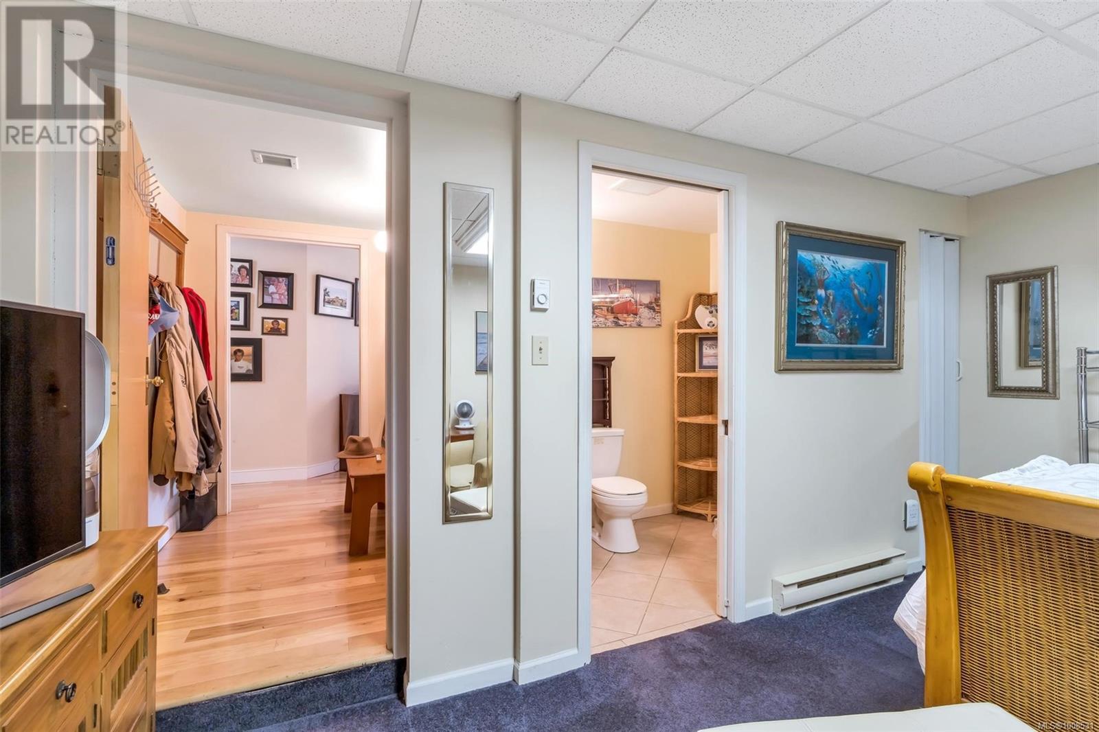 Photo 78 of 105 636 Montreal St, Victoria BC