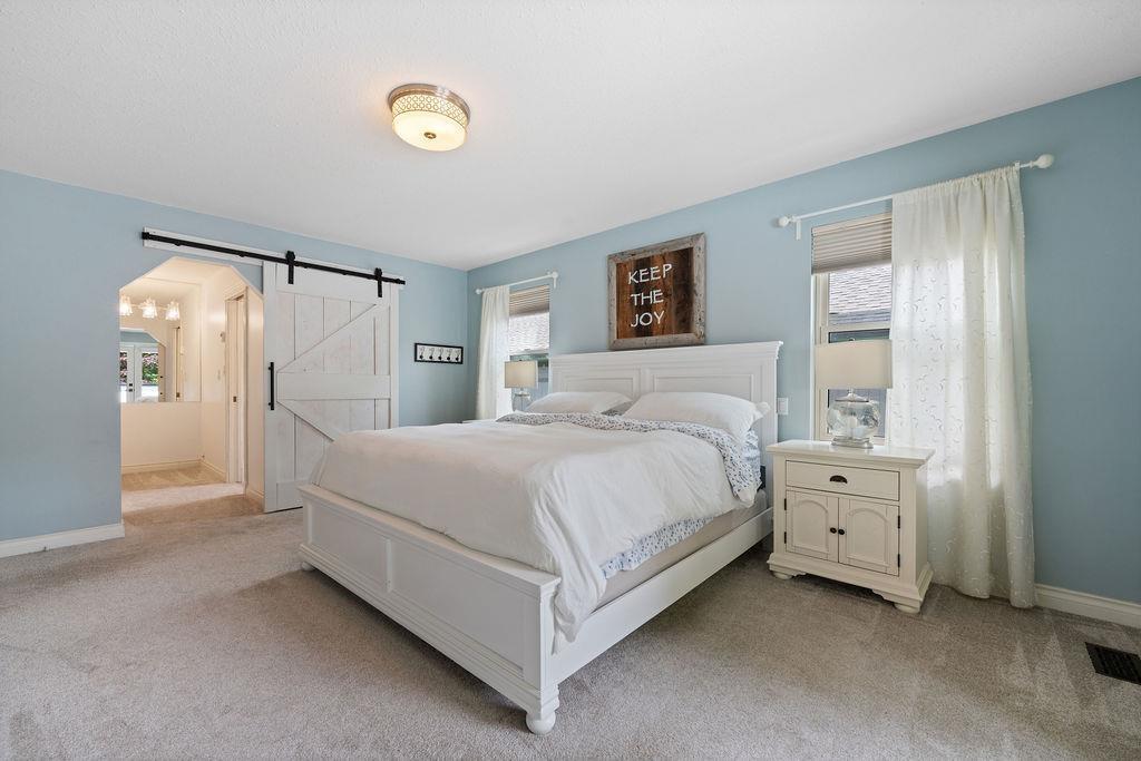 Photo 30 of 12661 20 Avenue, Surrey BC