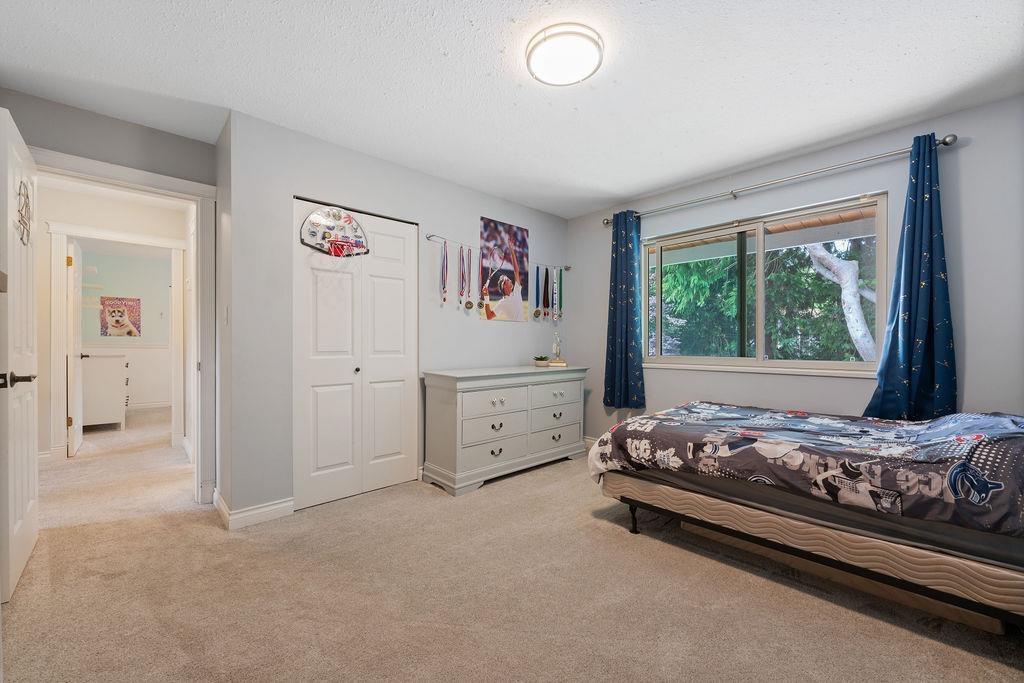 Photo 36 of 12661 20 Avenue, Surrey BC