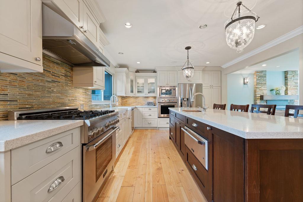 Photo 6 of 12661 20 Avenue, Surrey BC