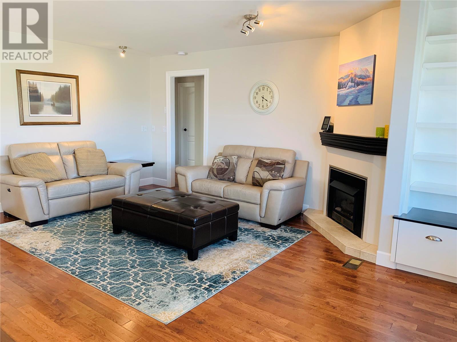  573 Spruceview Place North, Kelowna