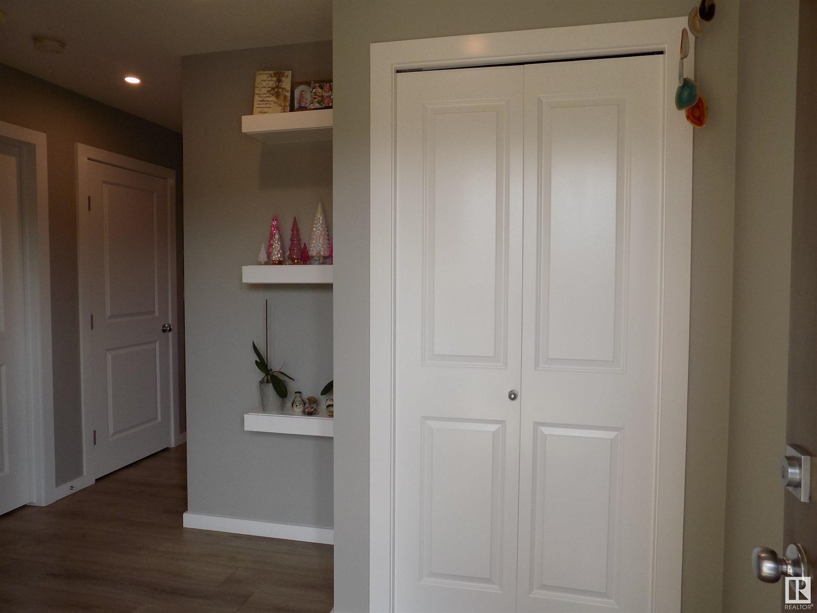 Photo 32 of 244 Larch Crescent, Leduc AB