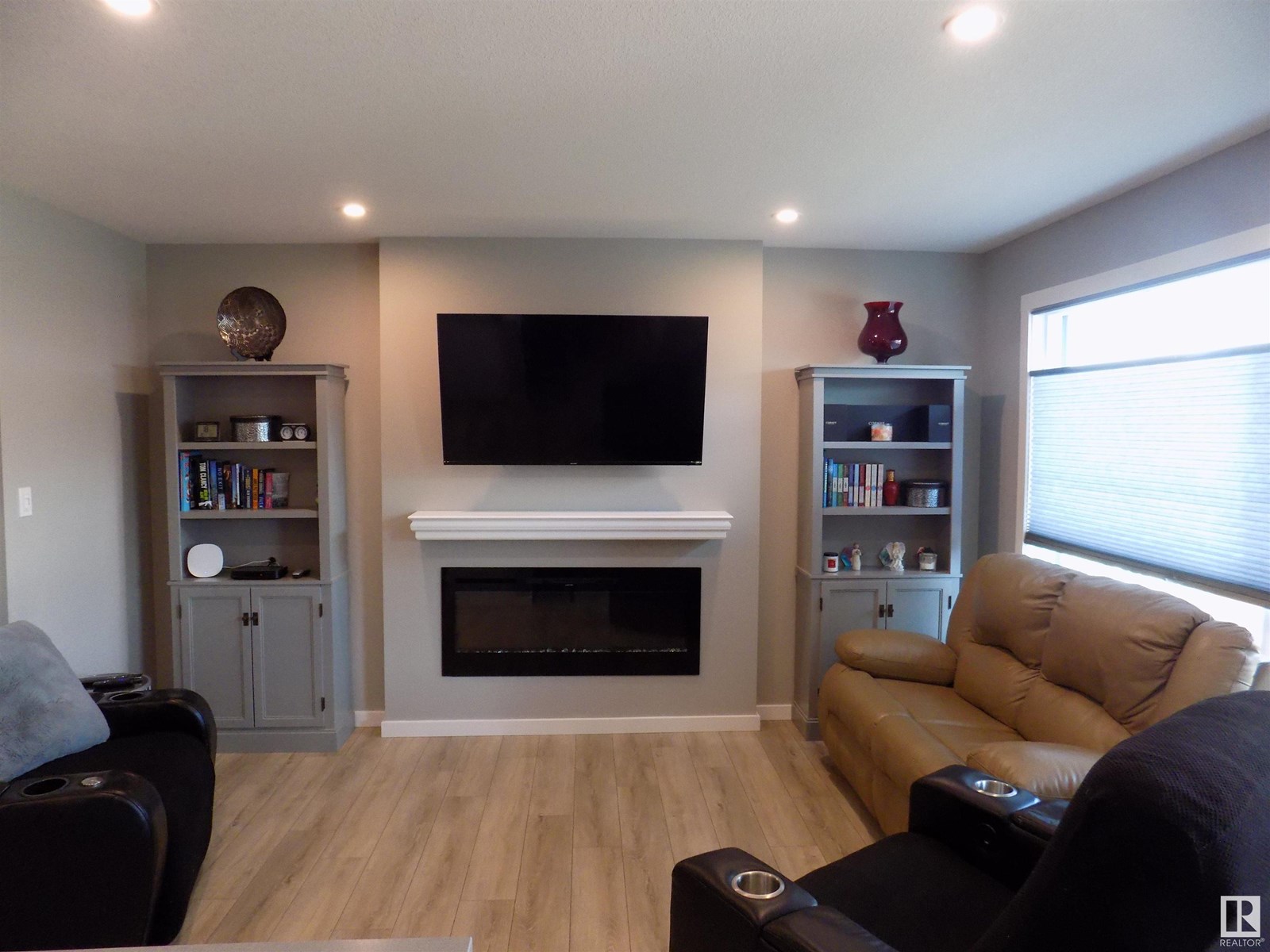 Photo 26 of 244 Larch Crescent, Leduc AB