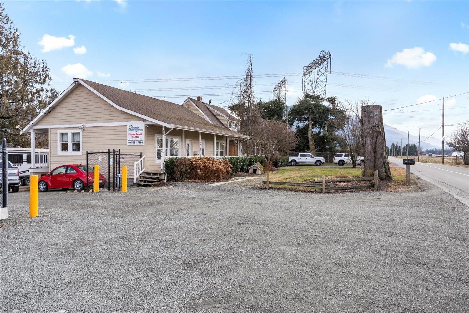 Photo 10 of 6240 Unsworth Road Sardis South, Chilliwack BC