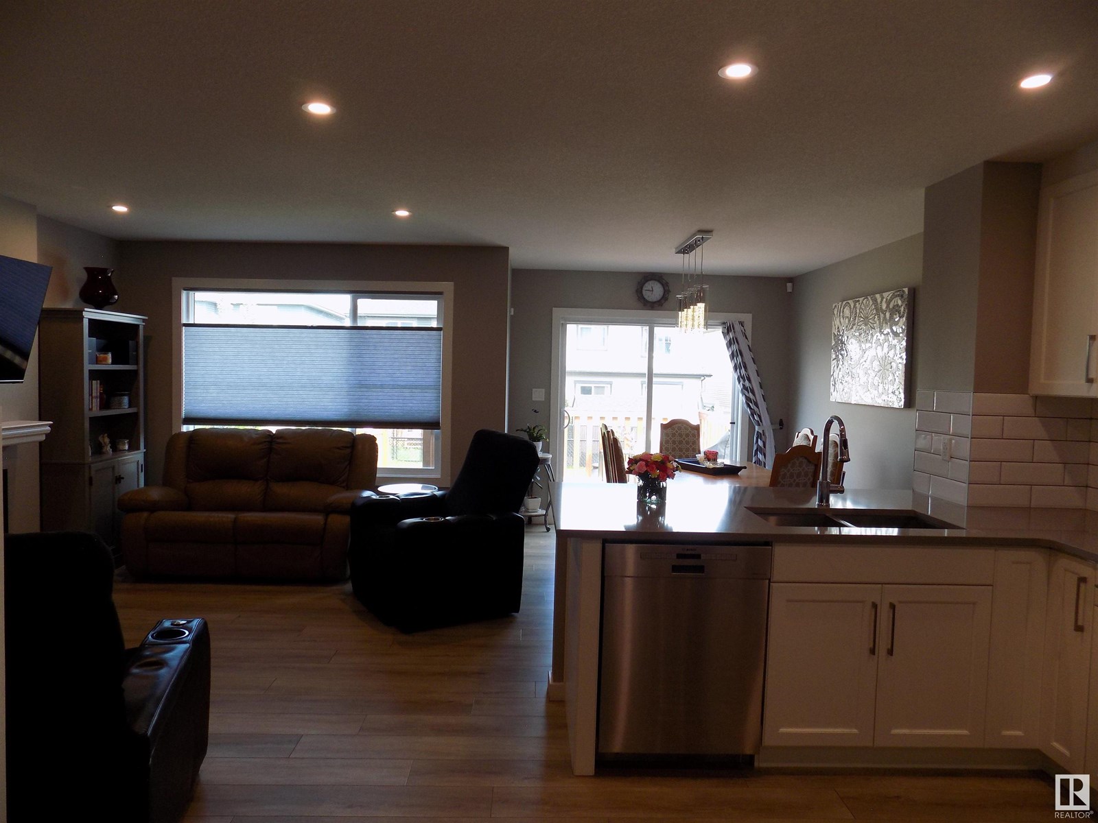 Photo 19 of 244 Larch Crescent, Leduc AB