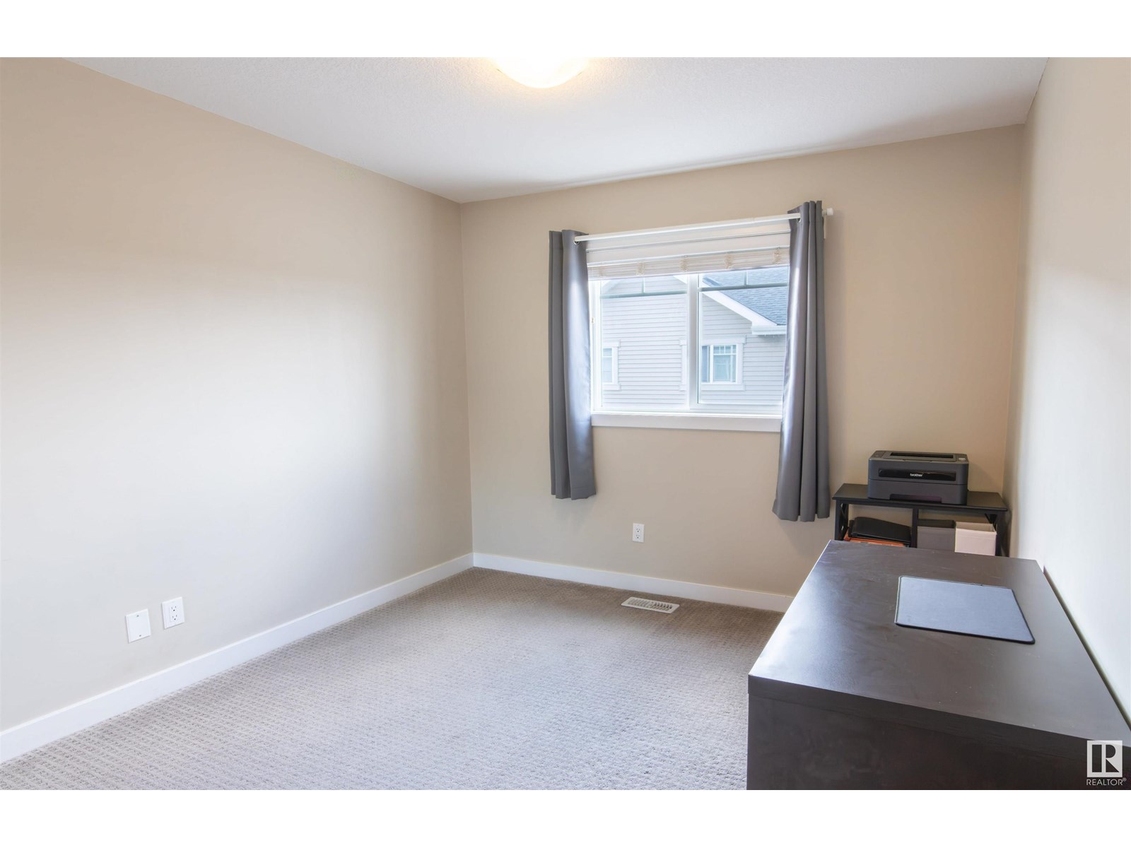 Photo 18 of 11 13810 166 Av Nw, Edmonton AB