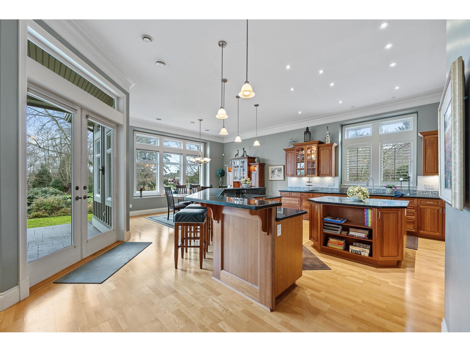 Photo 12 of 3750 Somerset Crescent, Surrey BC