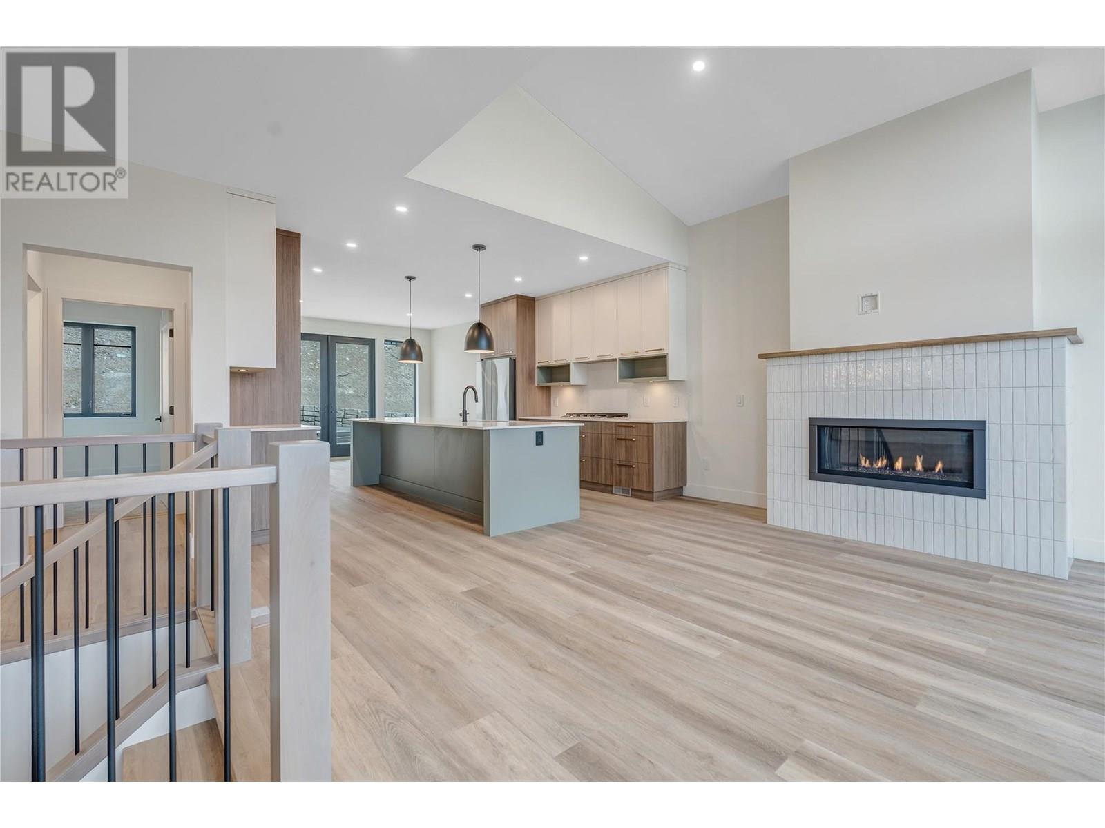 1100 Antler Drive Unit# 101, Penticton