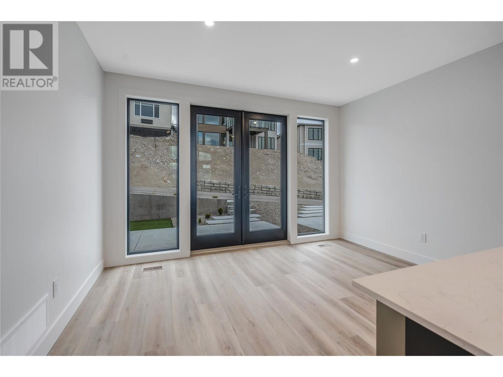 1100 Antler Drive Unit# 101, Penticton