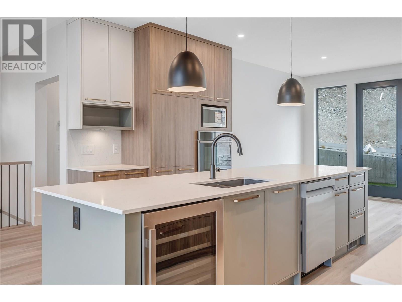 1100 Antler Drive Unit# 101, Penticton