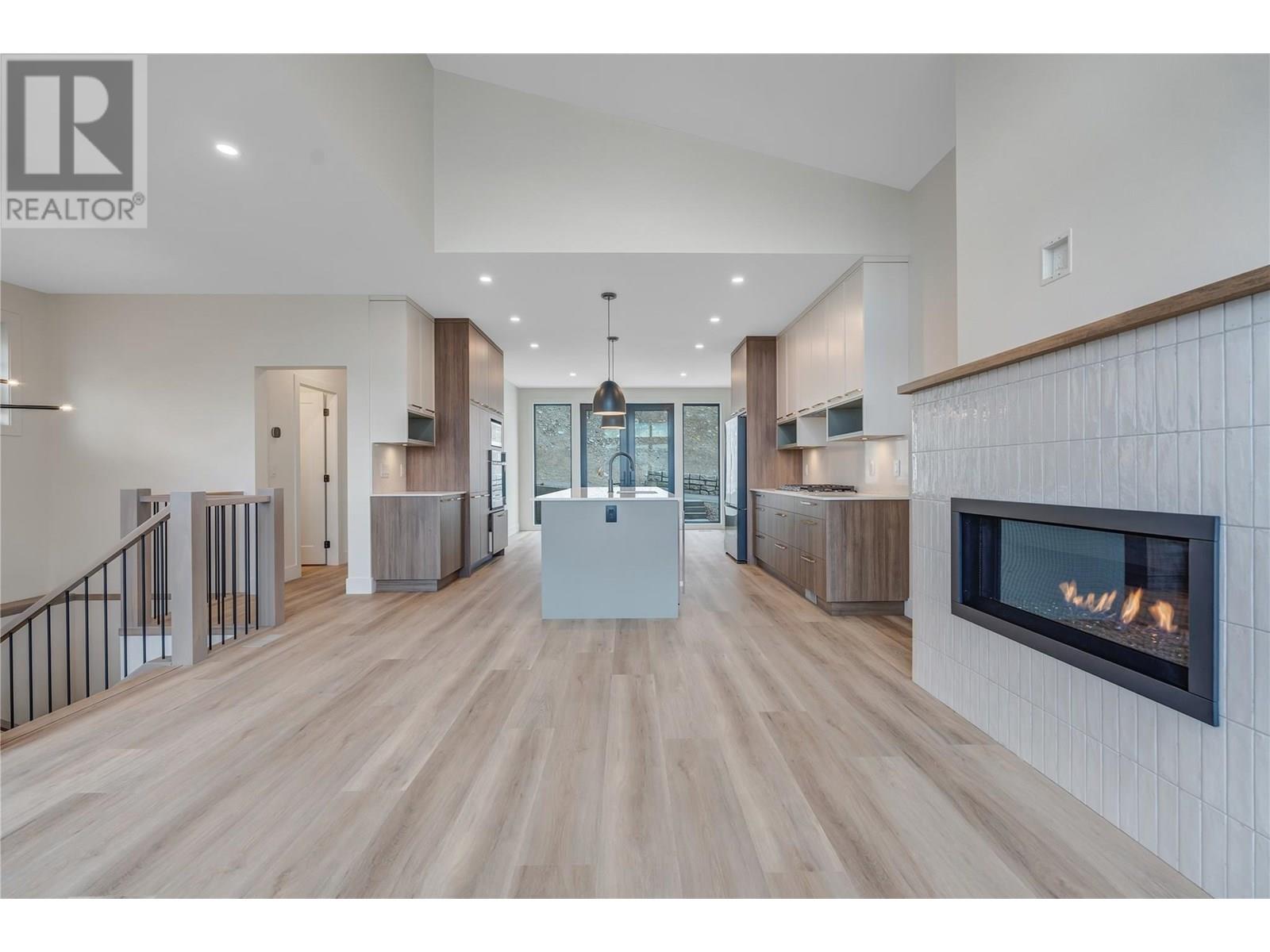 1100 Antler Drive Unit# 101, Penticton