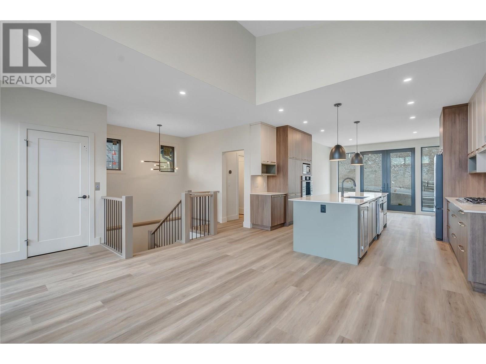 1100 Antler Drive Unit# 101, Penticton
