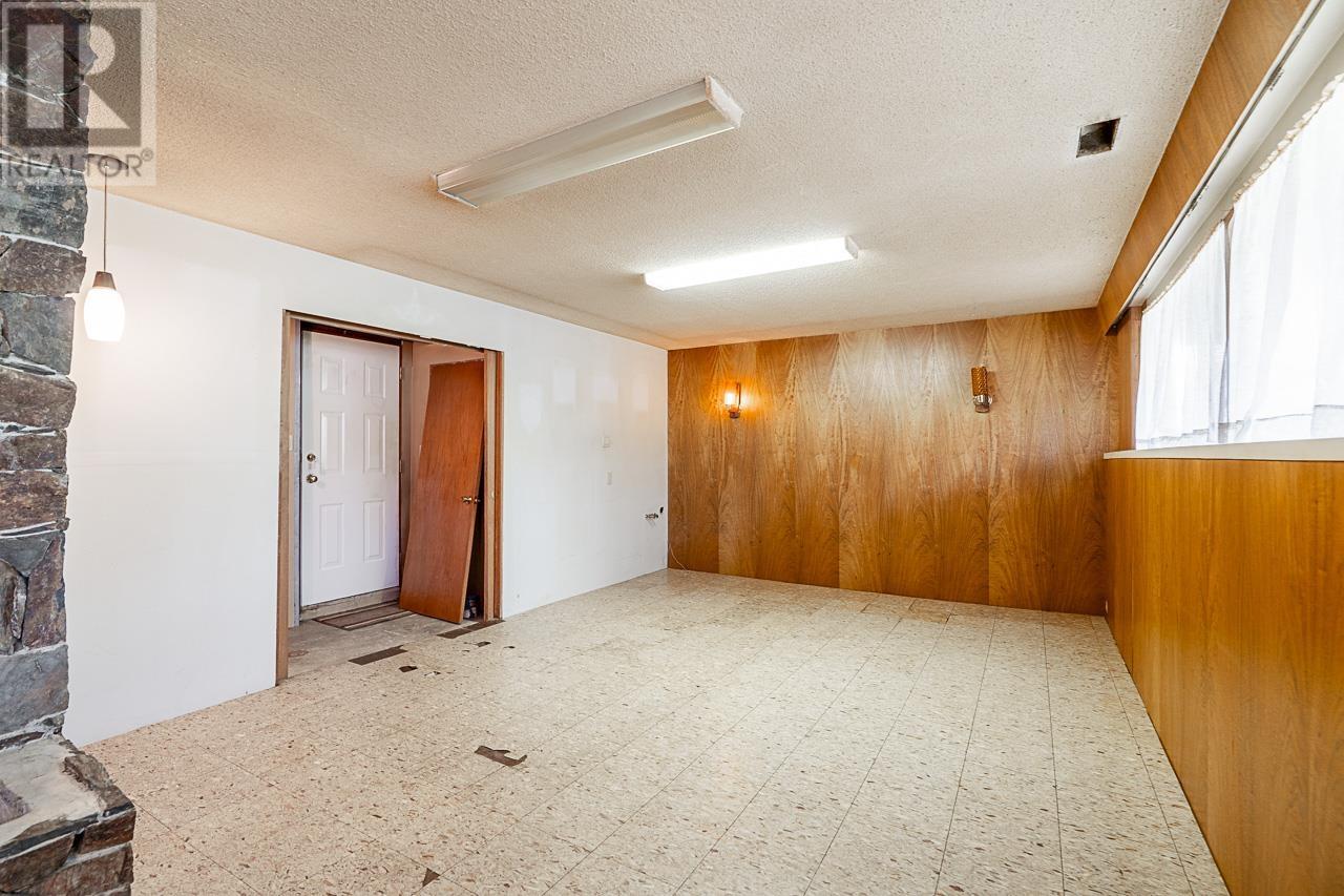 Photo 26 of 6808 Yeovil Place, Burnaby BC