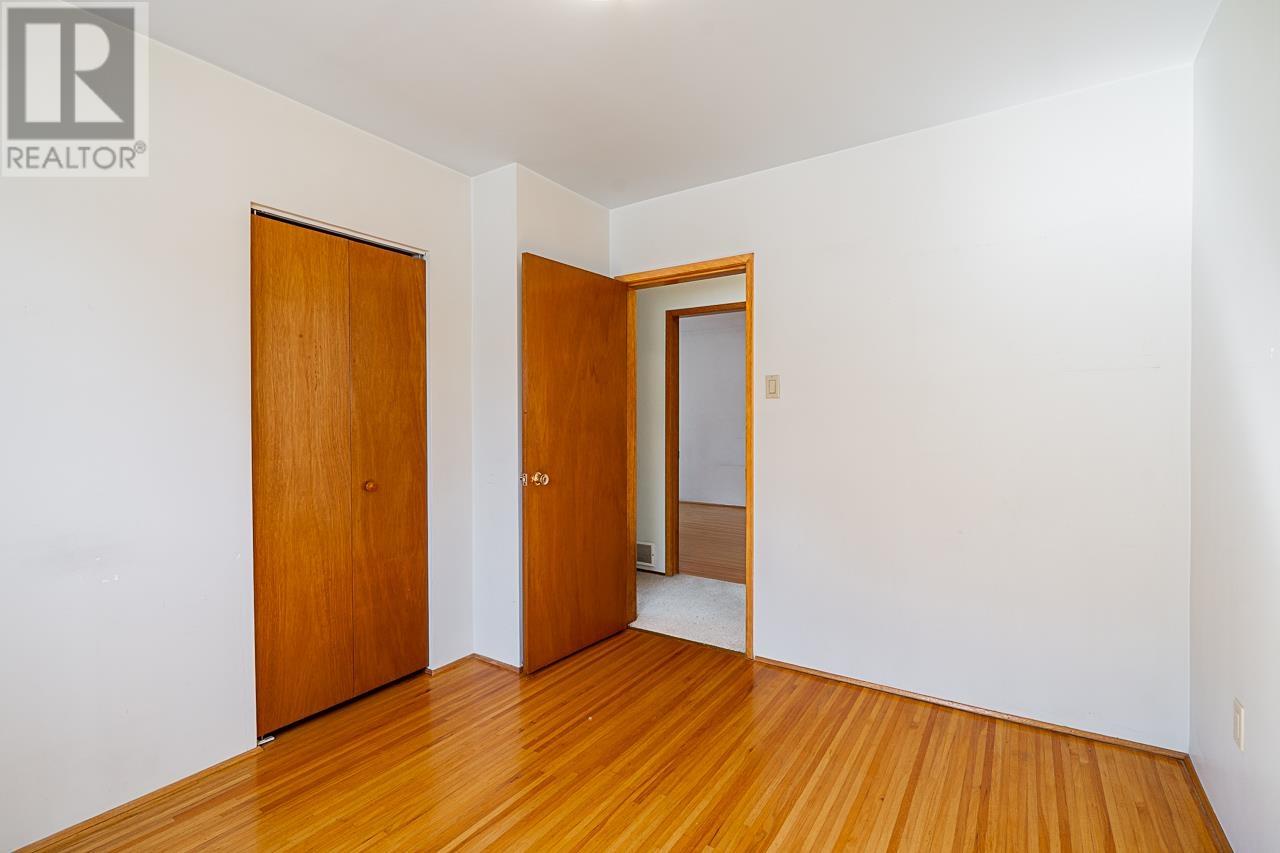 Photo 19 of 6808 Yeovil Place, Burnaby BC