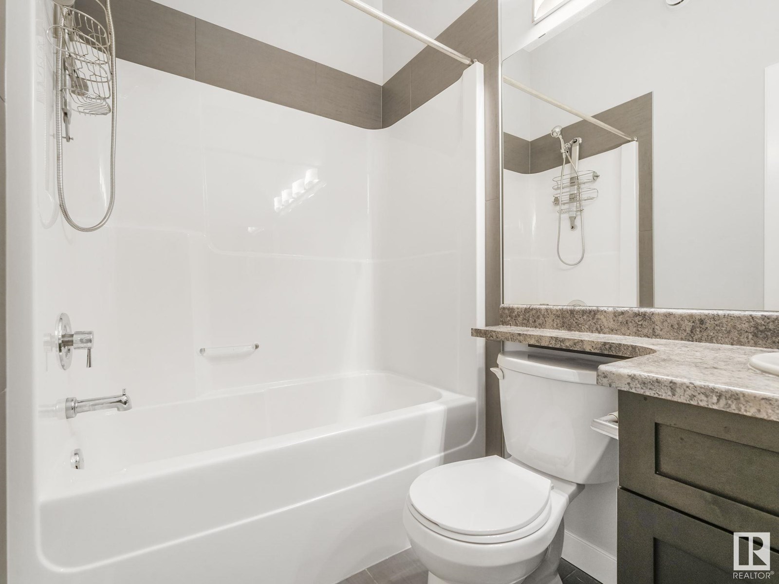 Photo 29 of 21823 80 Av Nw, Edmonton AB