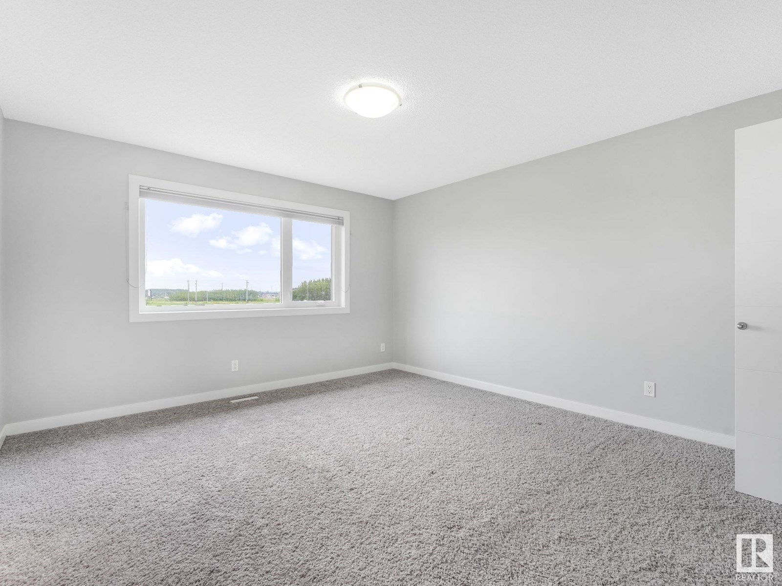 Photo 35 of 21823 80 Av Nw, Edmonton AB