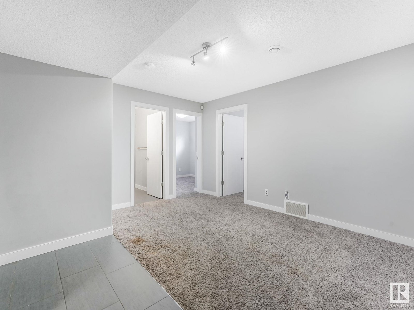 Photo 47 of 21823 80 Av Nw, Edmonton AB