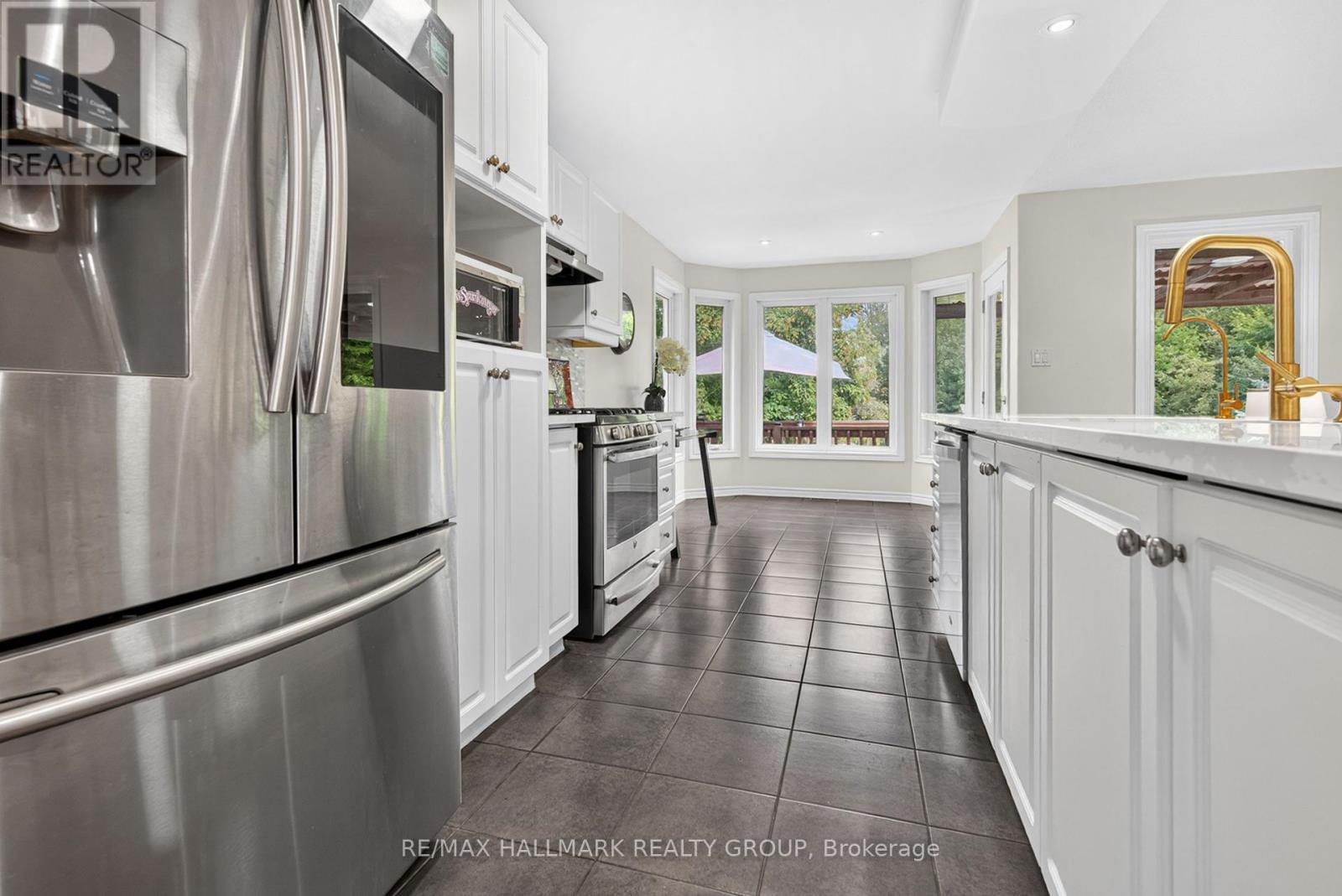 Photo 9 of 11 Rideau Crossing Crescent, North Grenville ON