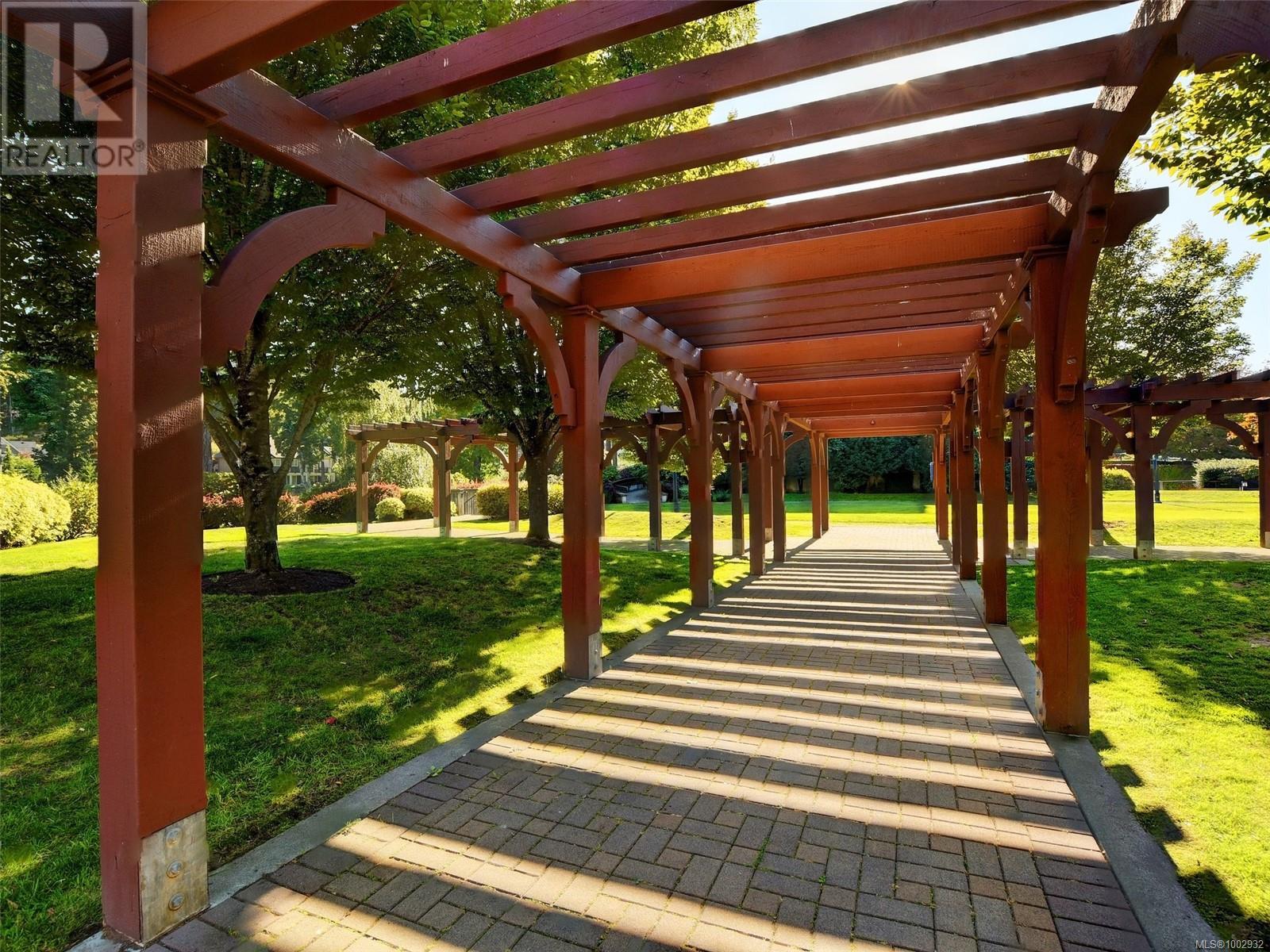 401 1335 Bear Mountain Parkway, Langford