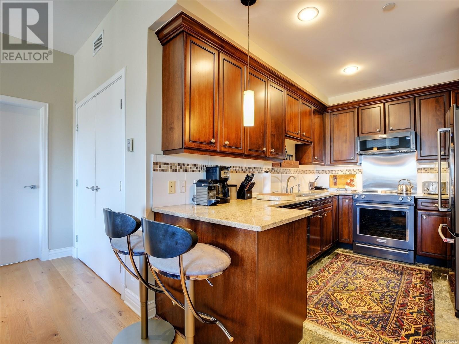 401 1335 Bear Mountain Parkway, Langford