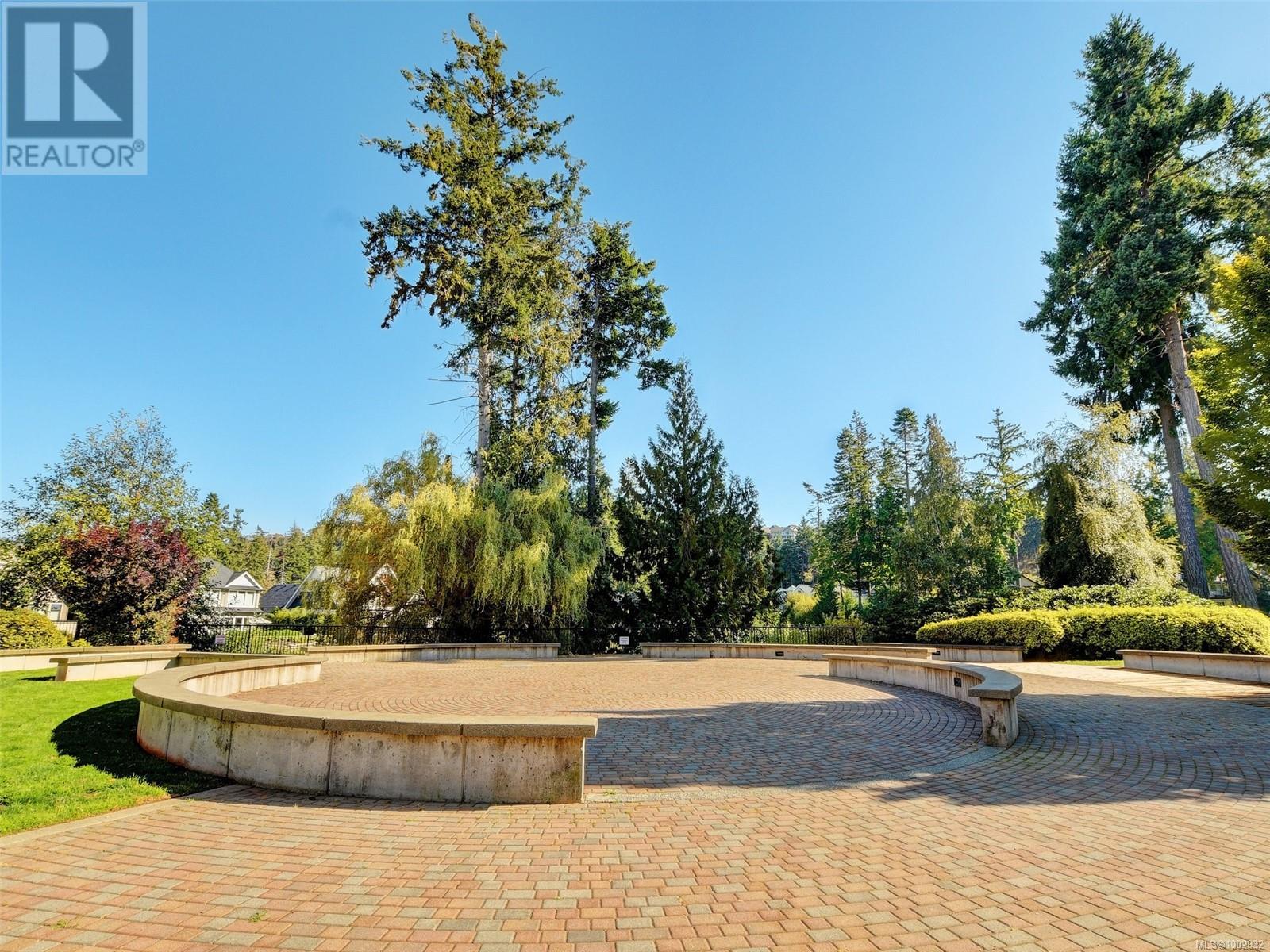401 1335 Bear Mountain Parkway, Langford