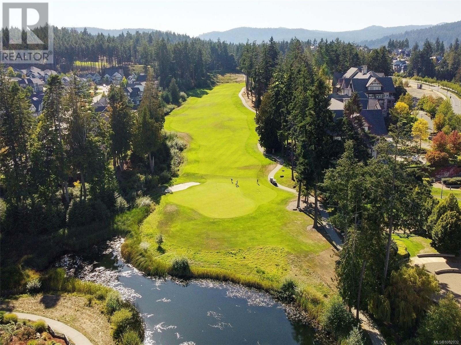 401 1335 Bear Mountain Parkway, Langford