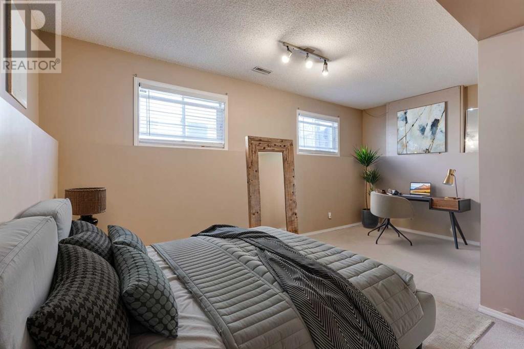 Single Family House Bi-level for Sale in  Martin Crossing Close NE Martindale Calgary 