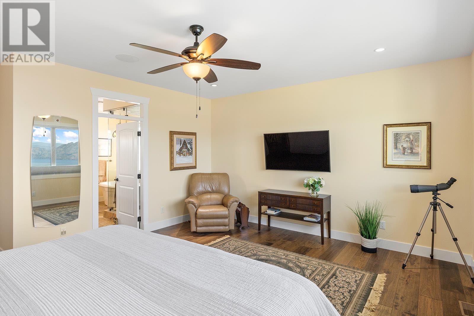 3321 VINEYARD VIEW DRIVE - 34