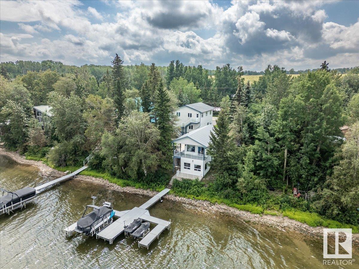 Photo 5 of 239 Lakeshore Dr, Rural Wetaskiwin County AB