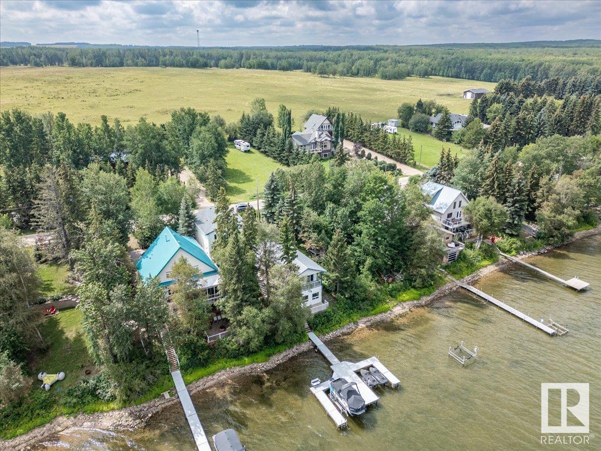 Photo 31 of 239 Lakeshore Dr, Rural Wetaskiwin County AB