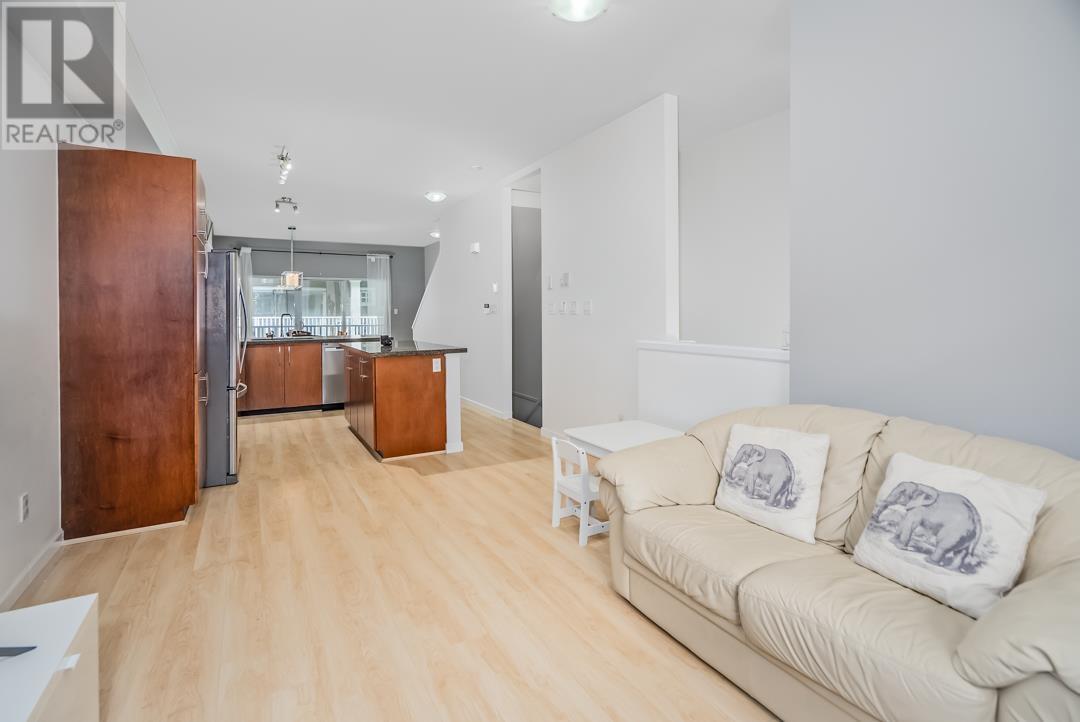 Photo 26 of 35 935 Ewen Avenue, New Westminster BC