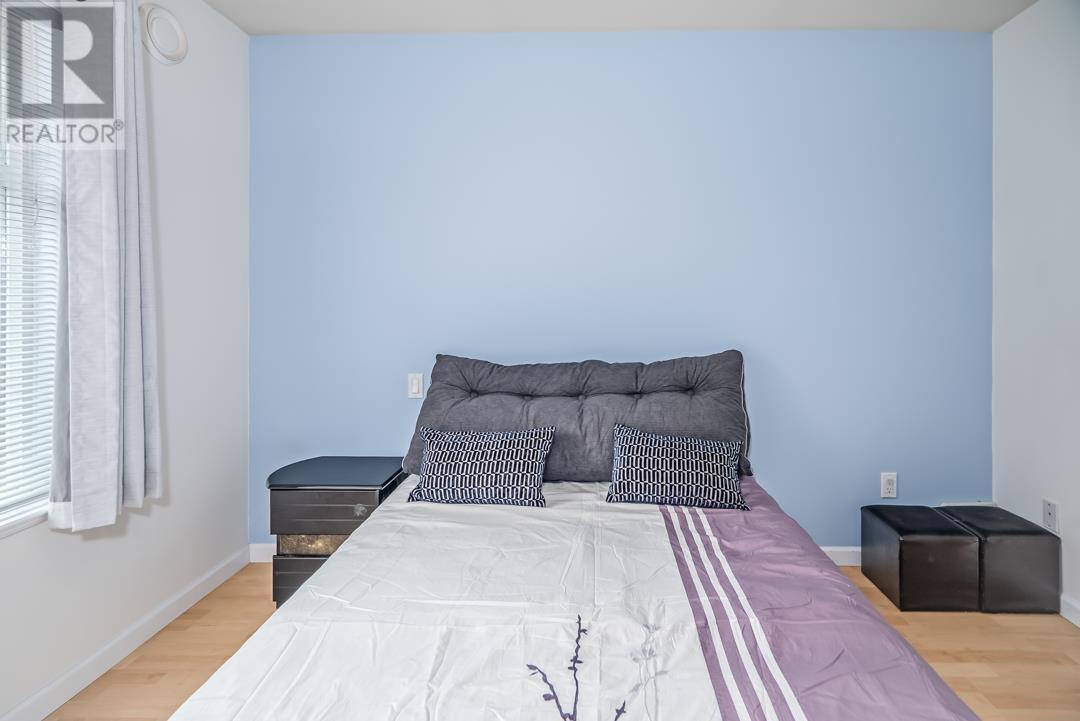 Photo 4 of 35 935 Ewen Avenue, New Westminster BC
