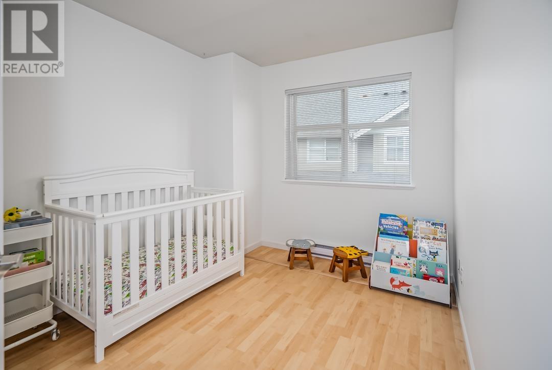 Photo 16 of 35 935 Ewen Avenue, New Westminster BC