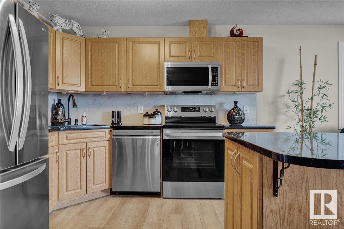 Photo 1 of 504 9945 167 St Nw, Edmonton AB