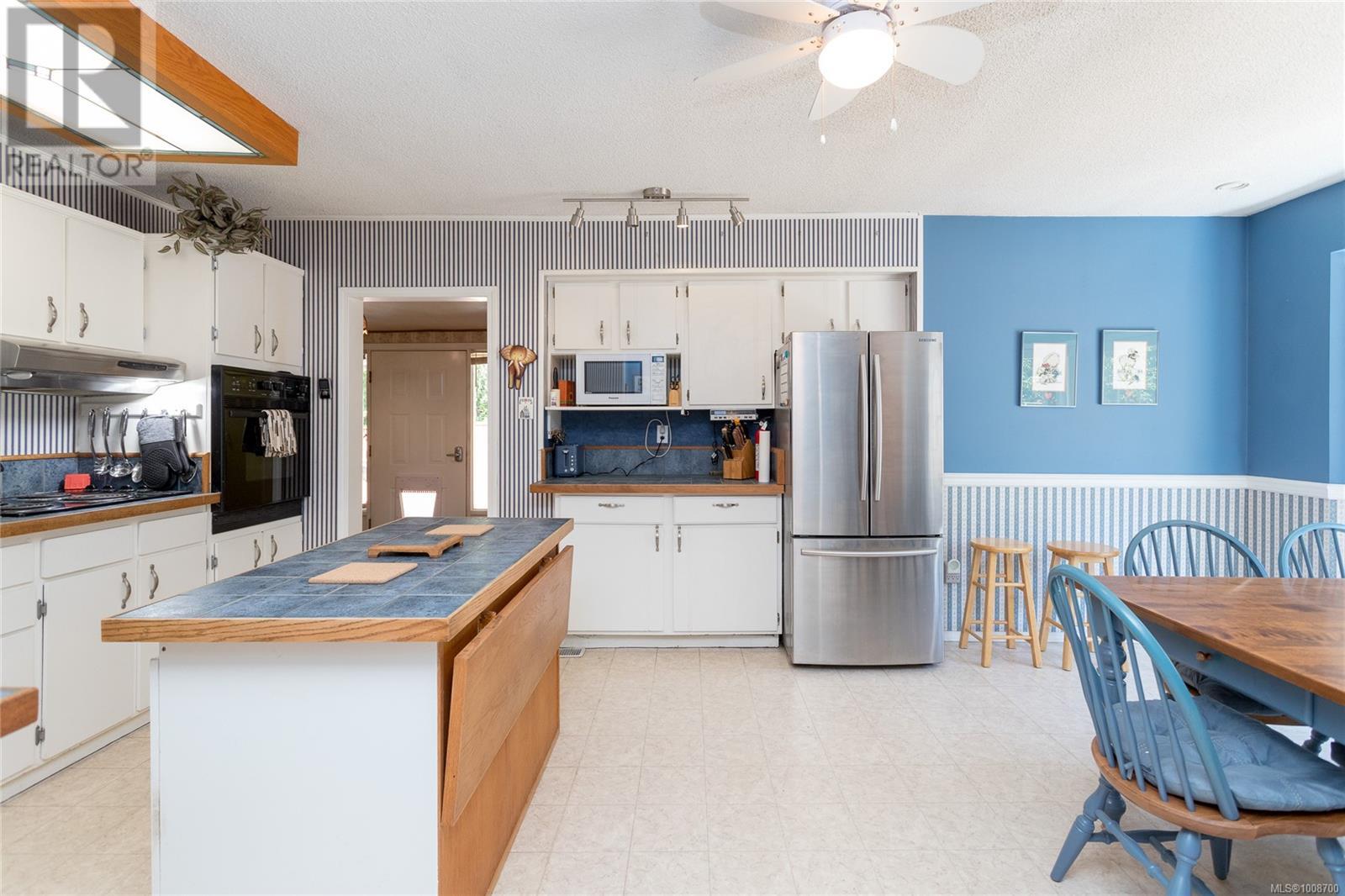 Photo 44 of 1080 Allgard Rd, Qualicum Beach BC