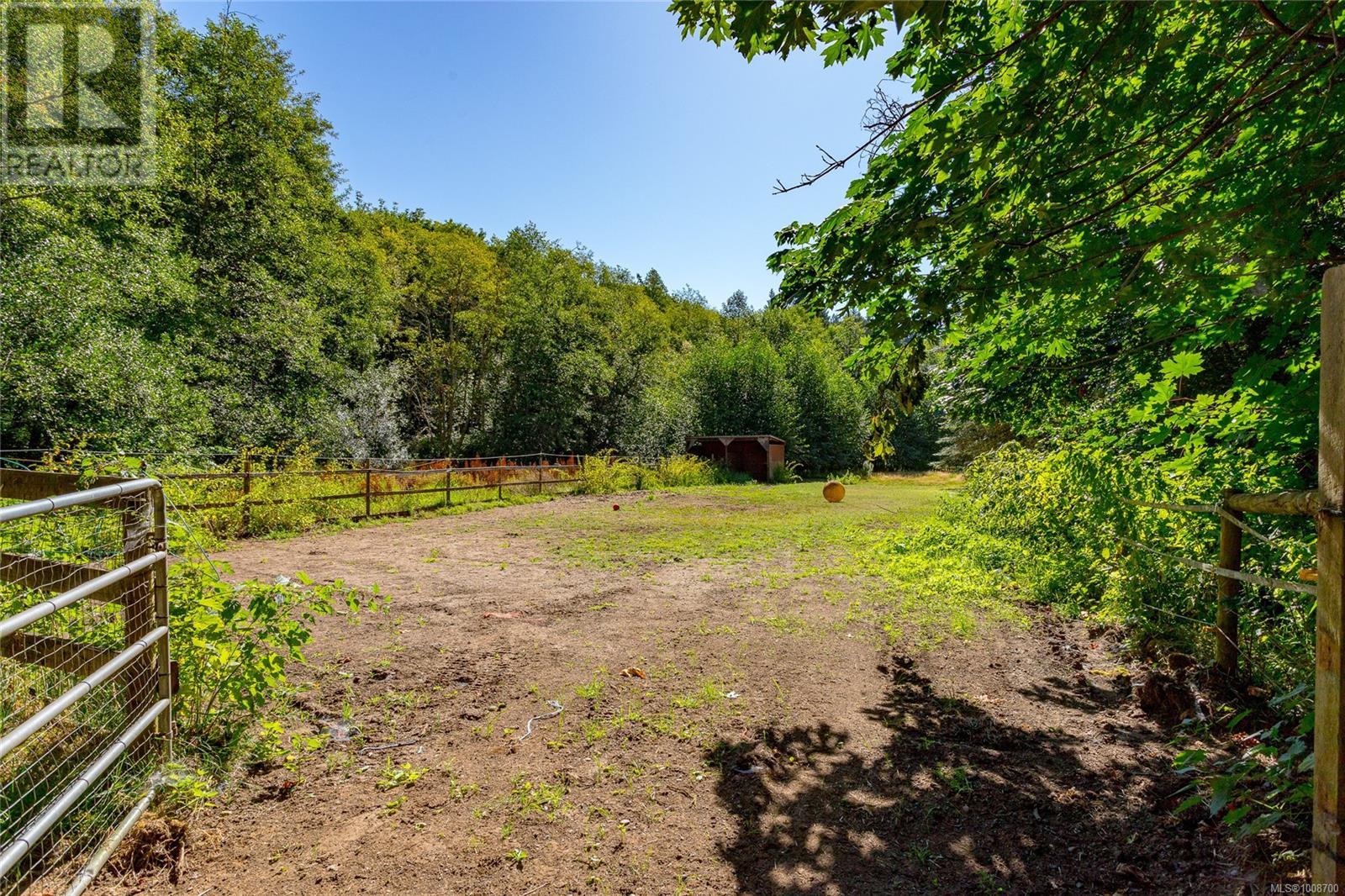 Photo 32 of 1080 Allgard Rd, Qualicum Beach BC