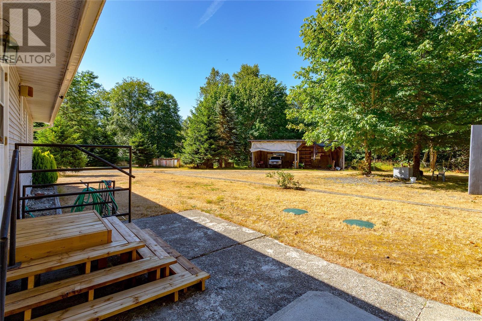 Photo 5 of 1080 Allgard Rd, Qualicum Beach BC