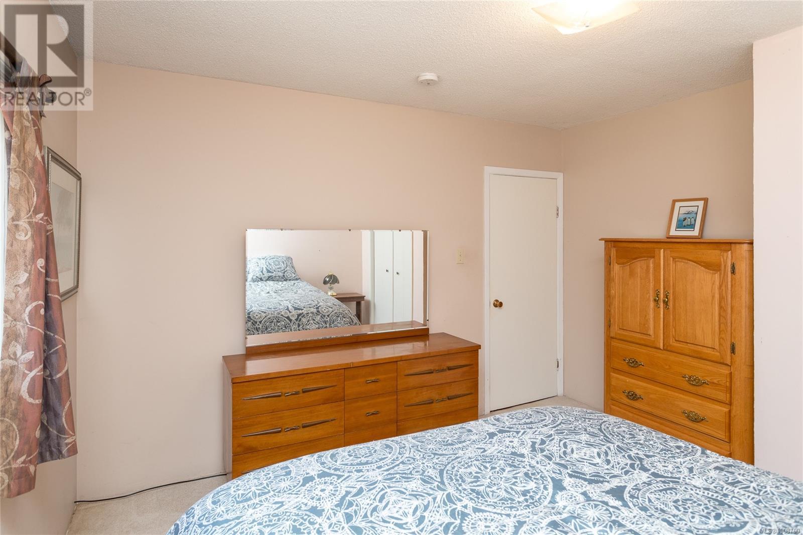 Photo 31 of 1080 Allgard Rd, Qualicum Beach BC