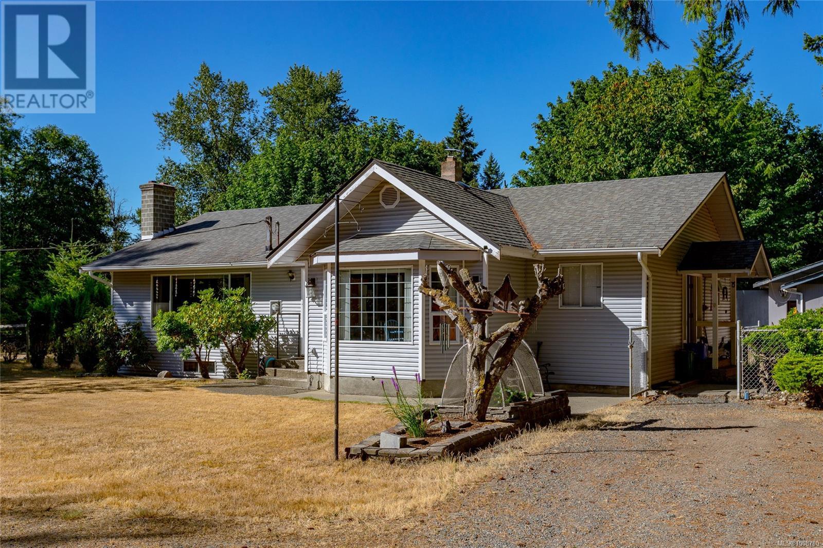 Photo 53 of 1080 Allgard Rd, Qualicum Beach BC