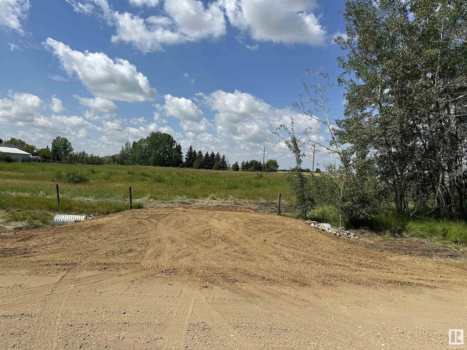 Photo 3 of Hwy 613 Rge Rd 235, Rural Wetaskiwin County AB