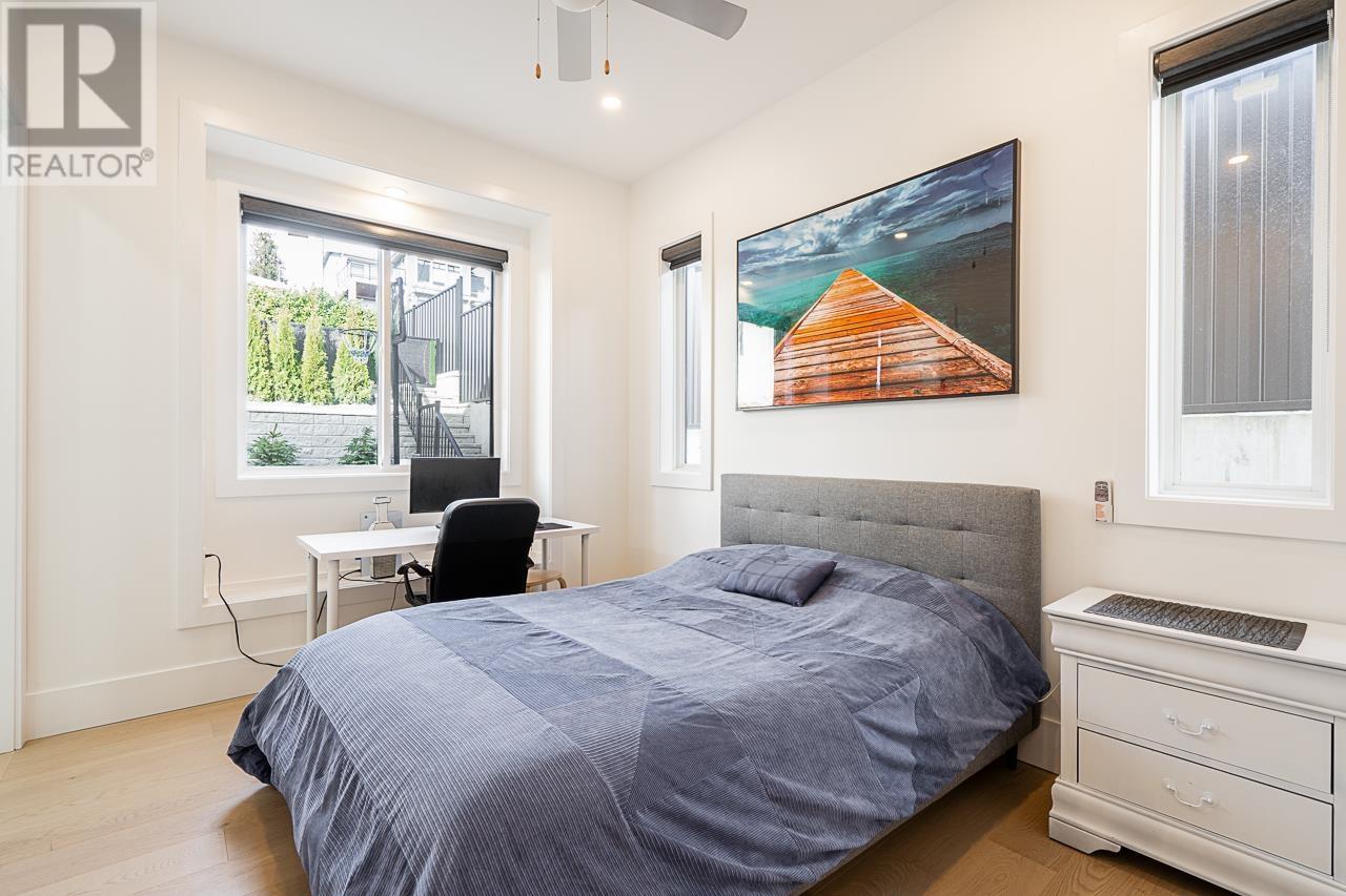 Photo 9 of 4479 Carson Street, Burnaby BC