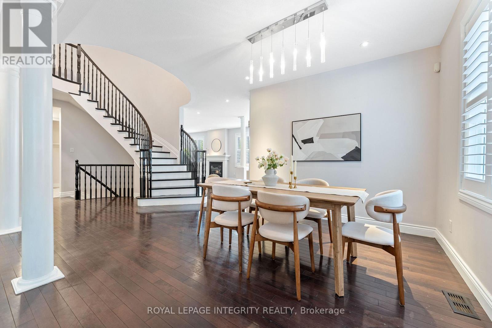 Photo 10 of 357 Langrell Crescent, Ottawa ON