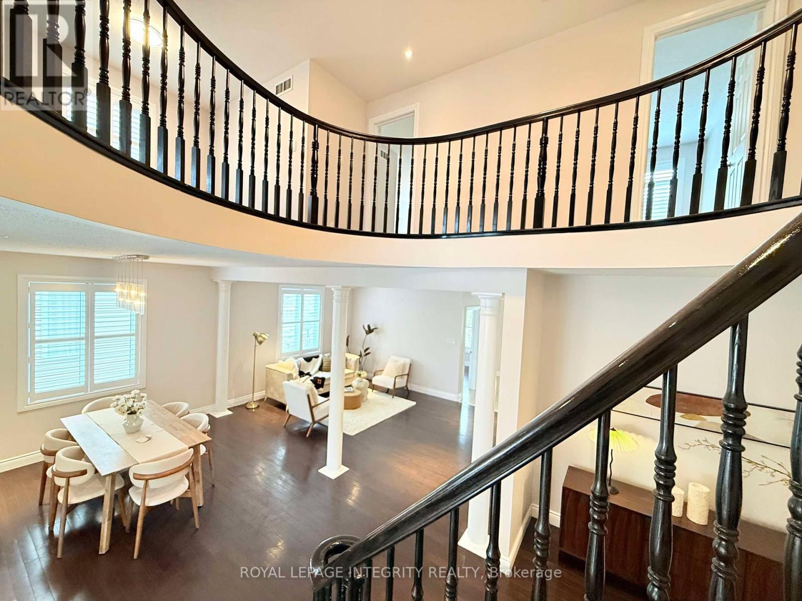 Photo 24 of 357 Langrell Crescent, Ottawa ON