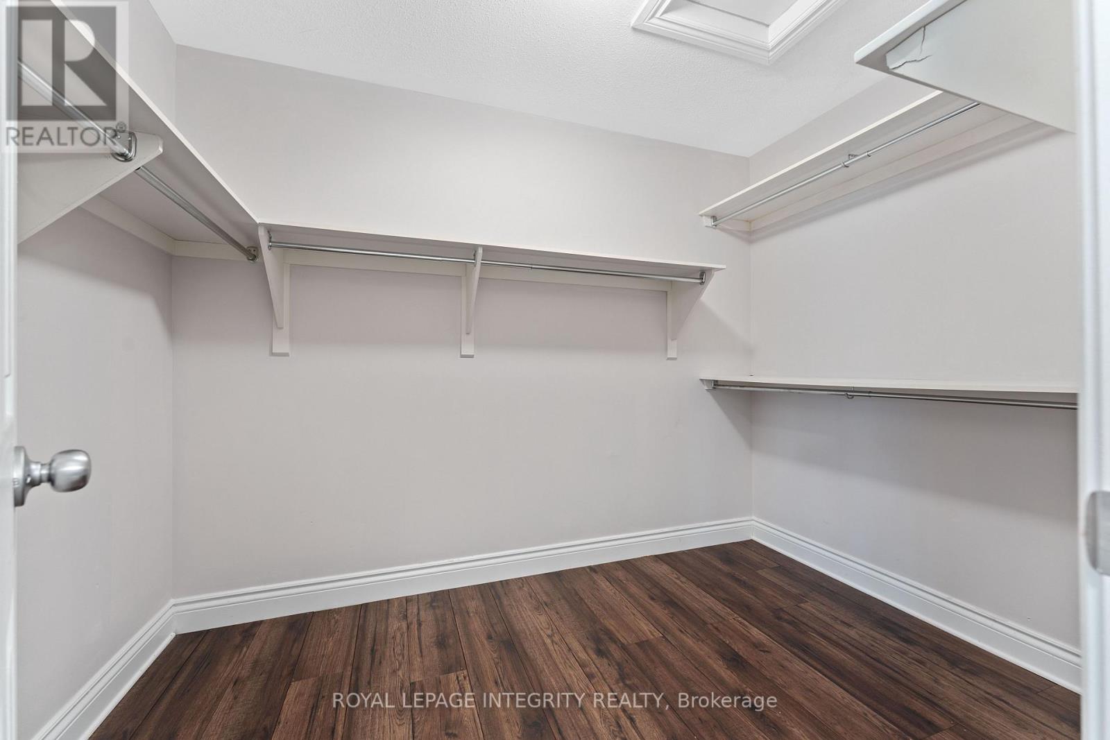 Photo 31 of 357 Langrell Crescent, Ottawa ON