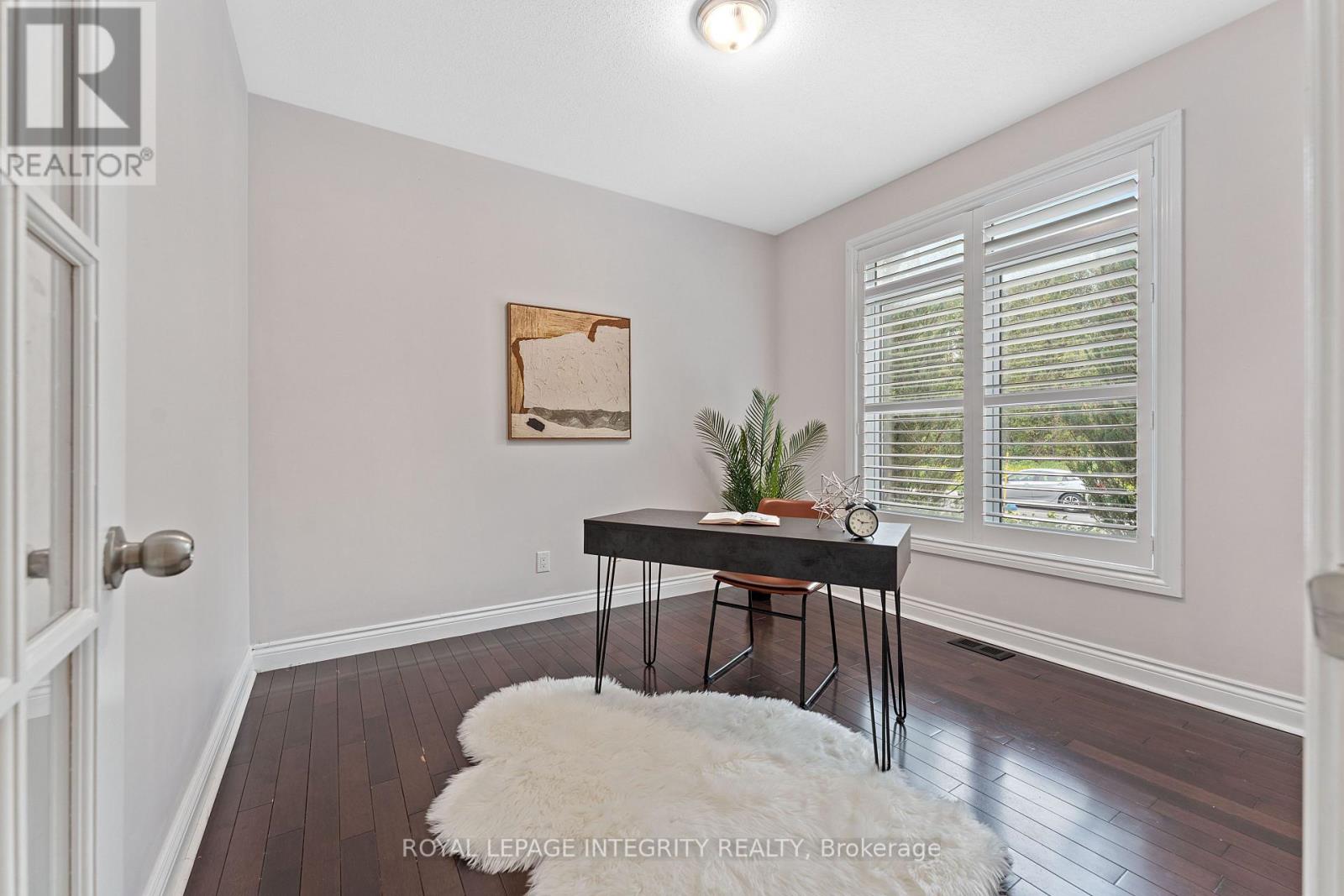 Photo 6 of 357 Langrell Crescent, Ottawa ON