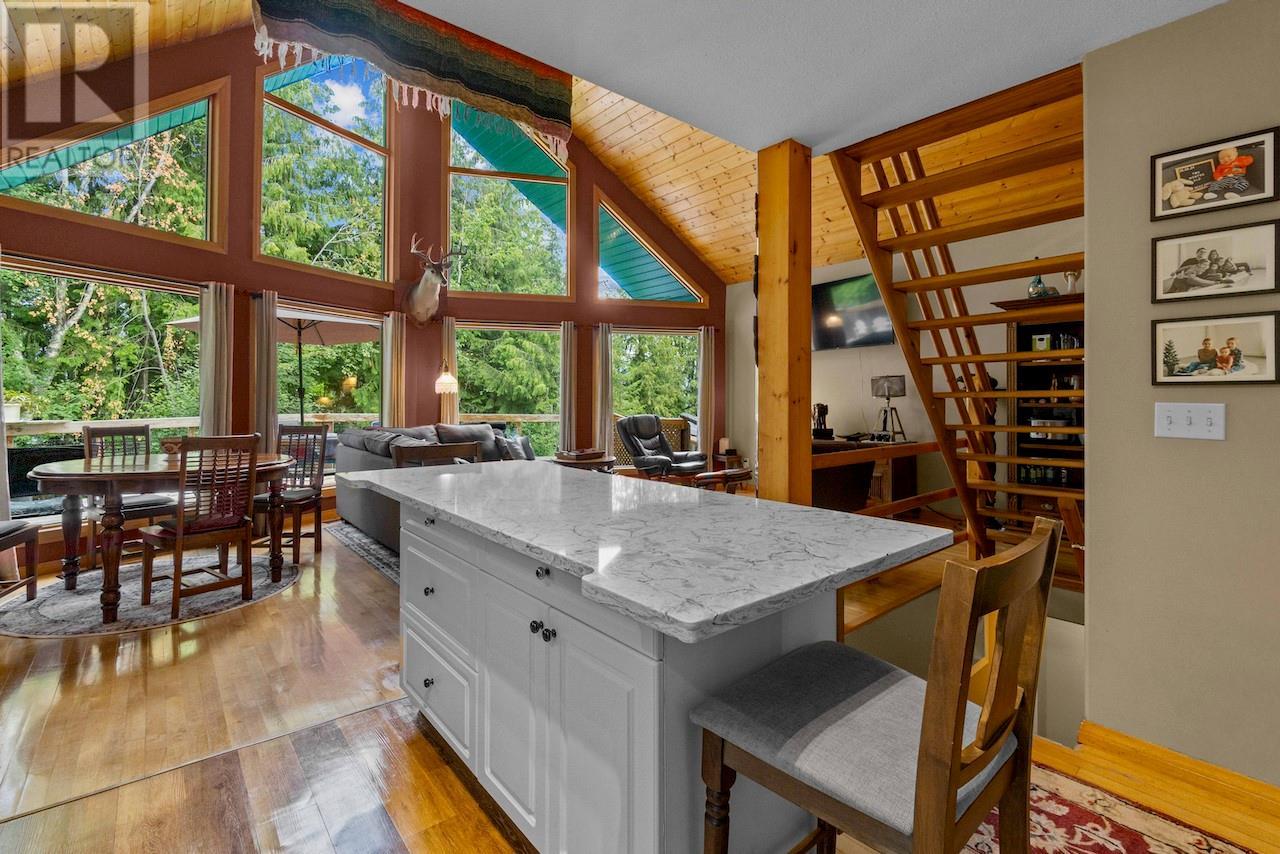 Photo 17 of 1419 Taylor Road, Sorrento BC