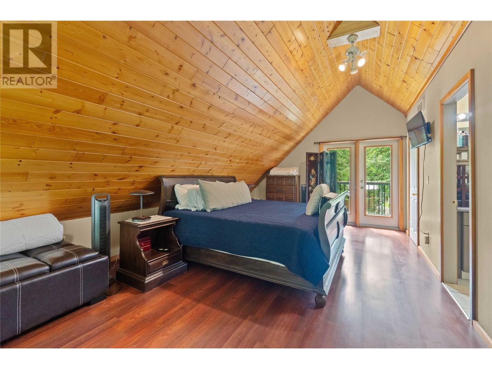 Photo 5 of 1419 Taylor Road, Sorrento BC